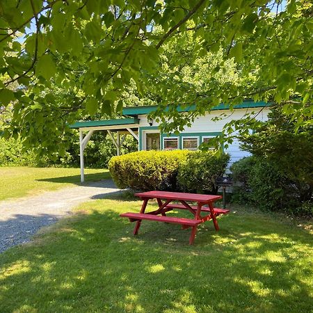 Patio Motor Court Motel Carroll Екстериор снимка