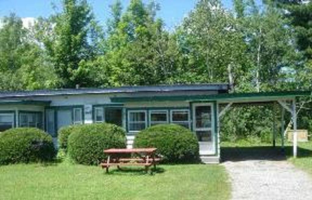 Patio Motor Court Motel Carroll Екстериор снимка