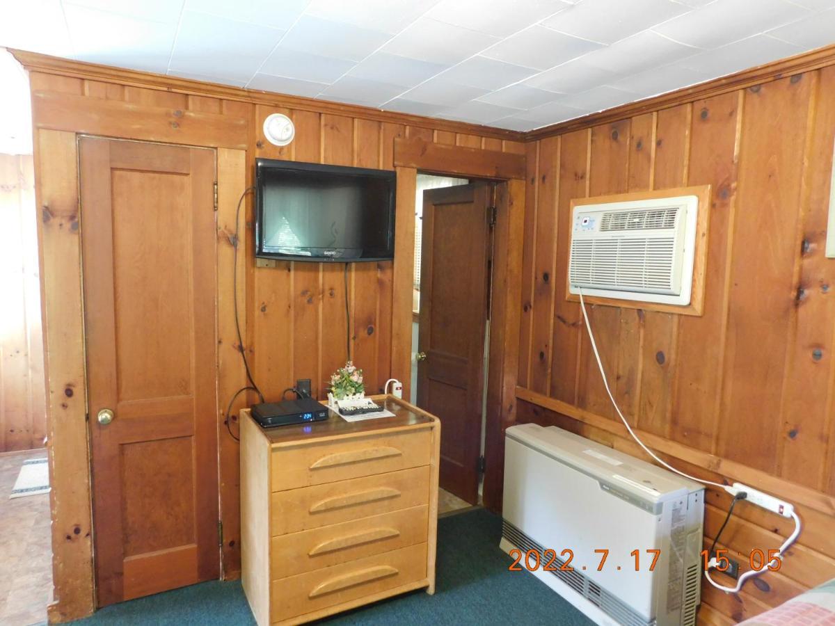 Patio Motor Court Motel Carroll Екстериор снимка
