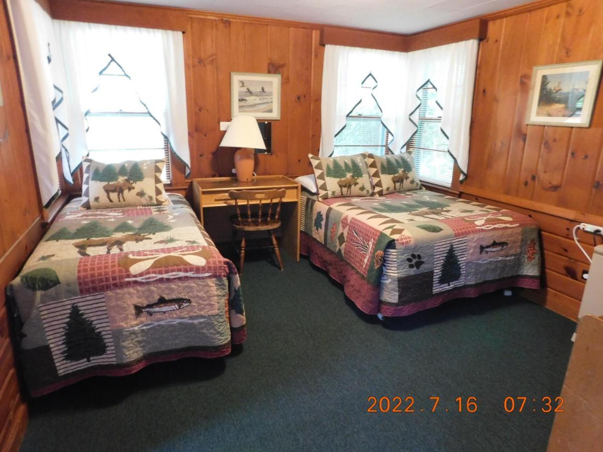 Patio Motor Court Motel Carroll Екстериор снимка