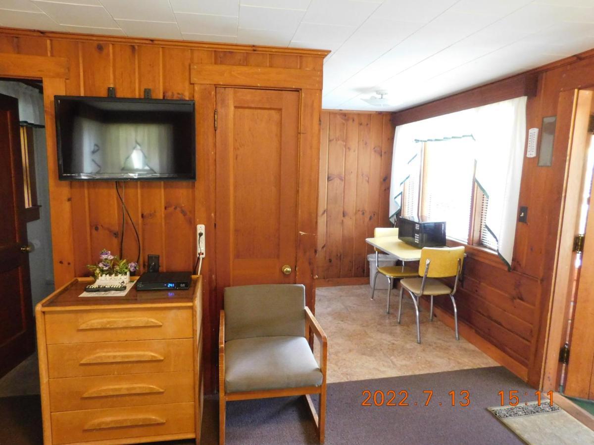 Patio Motor Court Motel Carroll Екстериор снимка